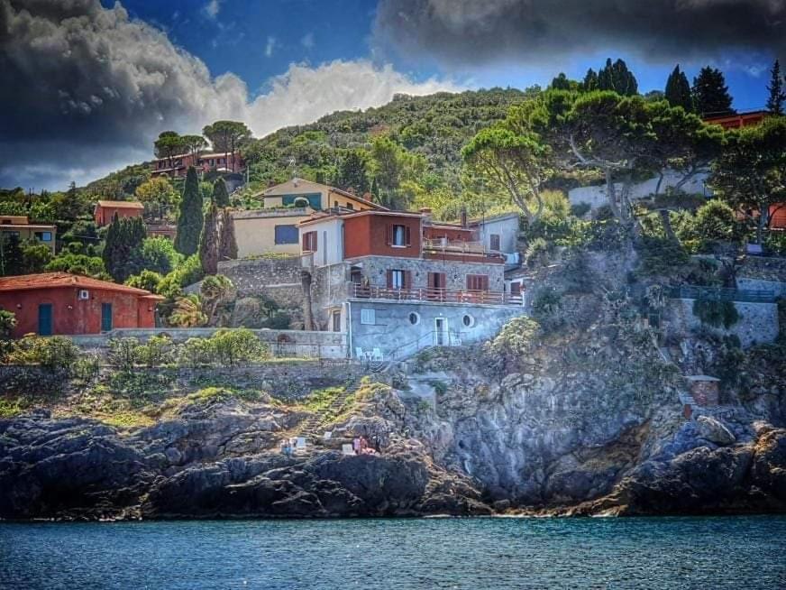 Villa Flora Argentario ポルト・サント・ステーファノ エクステリア 写真